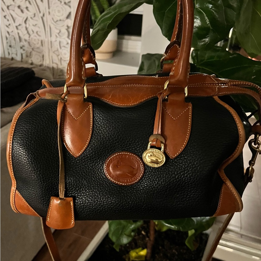 DOONEY & BOURKE Vintage Doctor Bag Satchel Boston Bag